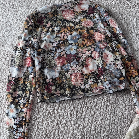 Multicolor Floral Mesh Crop Top - Picture 2 of 3